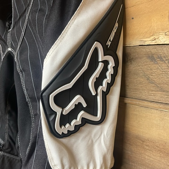FOX RACING SUIT - Picture 7 of 11